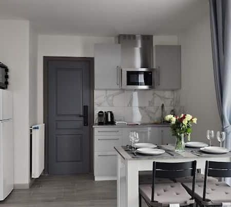 Chambre Privee Pour 4 Personnes En Banlieue Parisienne A Bondy Exterior foto